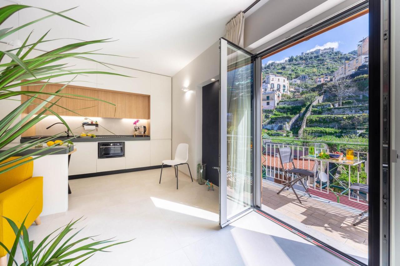 Апартаменты Casa Aura - Amalfi Coast Майори Экстерьер фото